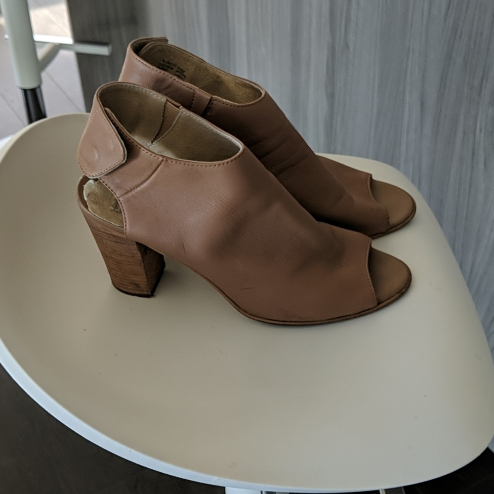Steve Madden Sandals